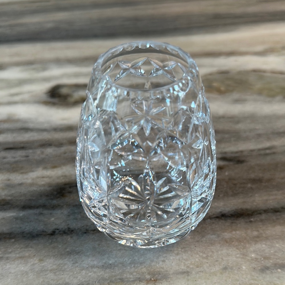 THOMAS WEBB PETITE CRYSTAL VASE